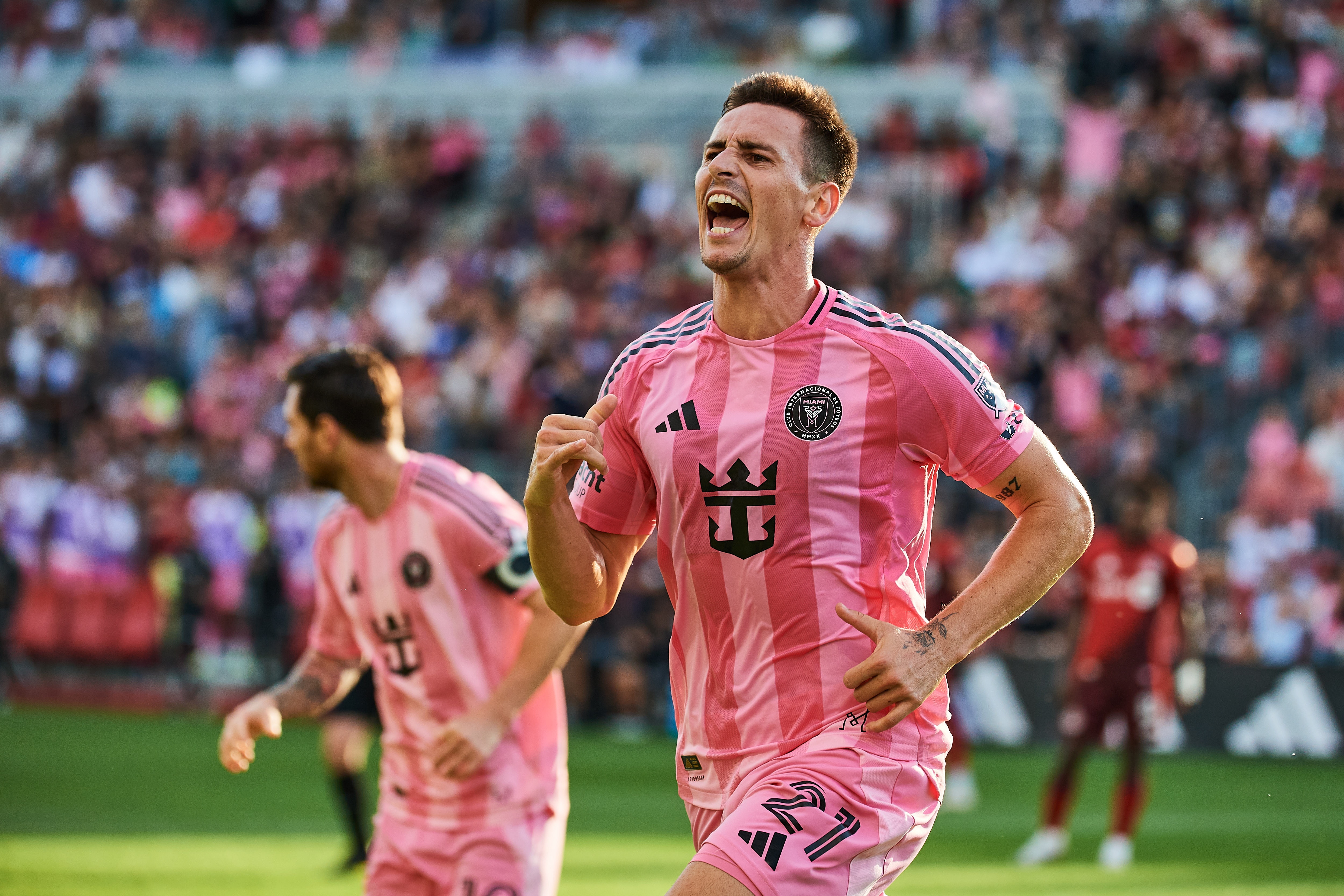 迈阿密高层：与塞尔塔达成协议，阿连德将在2026年继续为我们效力