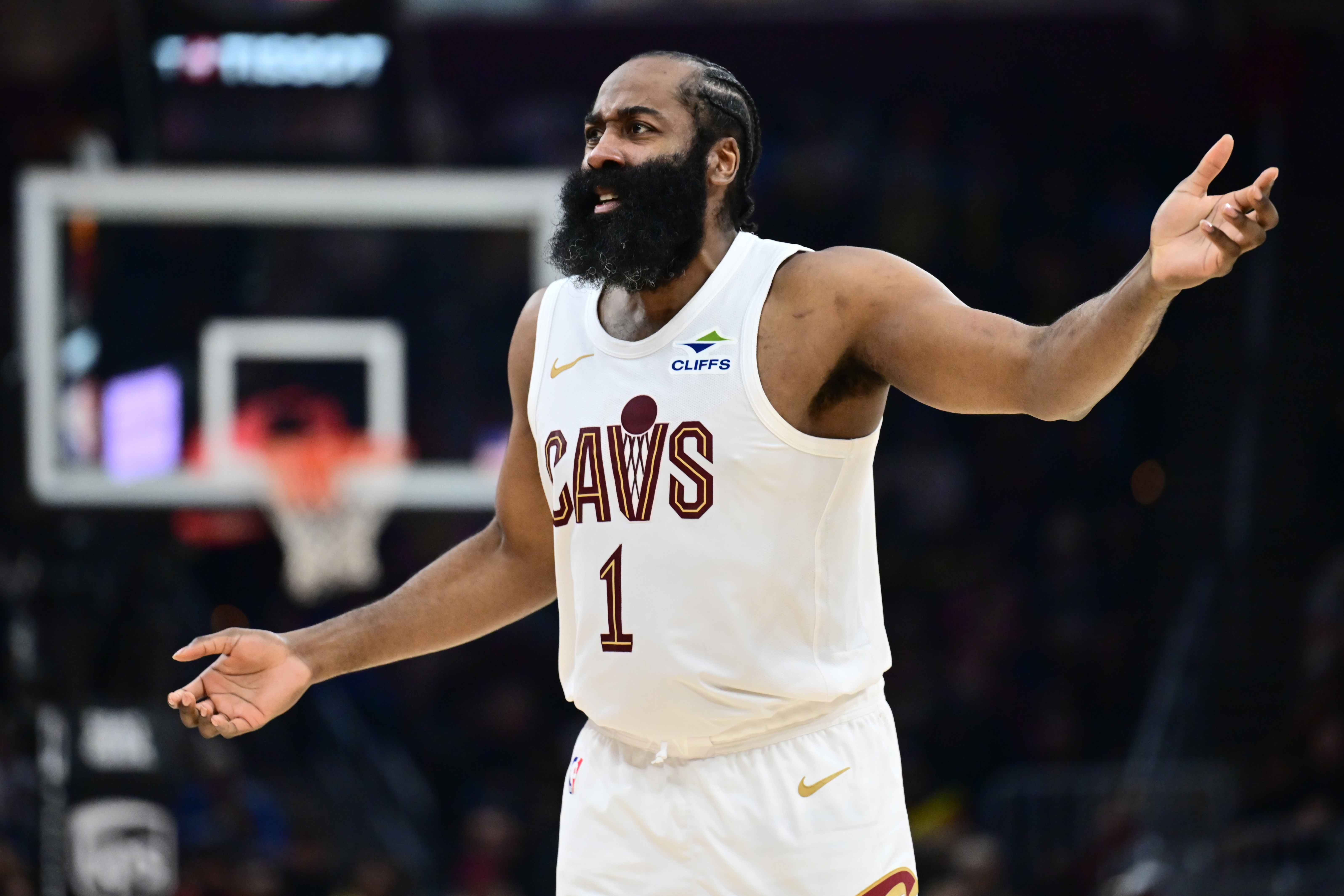 世界杯客户端-状态来得太晚！哈登末节回暖但无力回天 全场12中4&amp;还有6失误