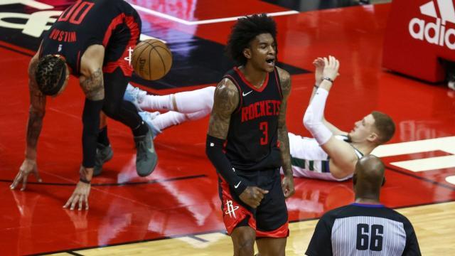 世界杯手机观看-火箭小将打破詹皇纪录 下一个哈登正在成长中？