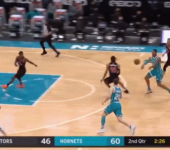 三球一数据直追库里 他的远投被低估了太多！